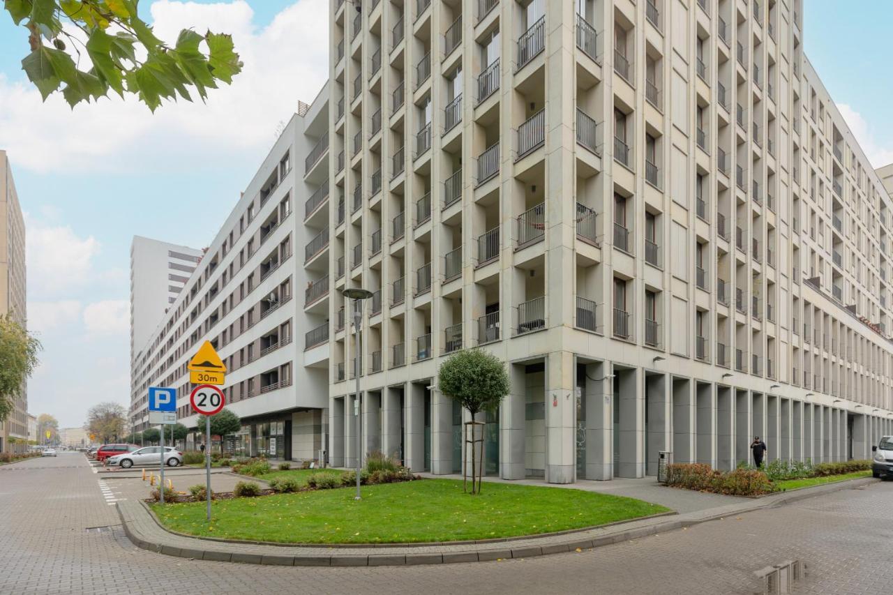 Warsaw Srodmiescie Apartment With Balcony By Noclegi Renters Esterno foto